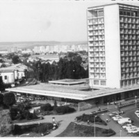 Piatra Neamţ: Hotelul Ceahlău